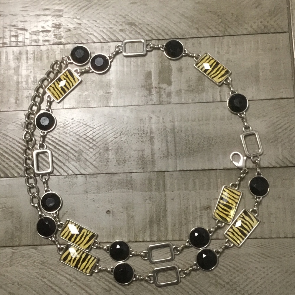 Silver tone flat tiger onyx pattern adjustable chain belt size XL